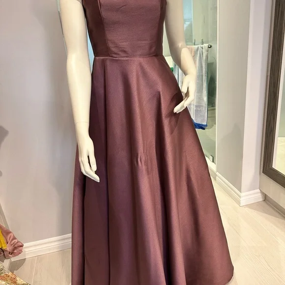 Zoo Label Dress - Picture 5 of 8